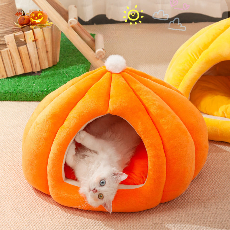 JMT-346186 Warm Pumpkin-Shaped Closed Cat Litter Box with High Elastic PP Cotton Bedding for Cozy Winter Comfort