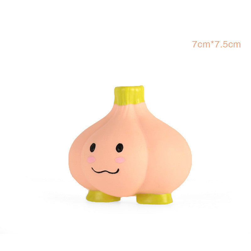 JMT-347018 Ginger Garlic Dog Latex Sound Toy - Three Fun Styles: Mr. Green Onion, Yellow Ginger, and Powdered Garlic