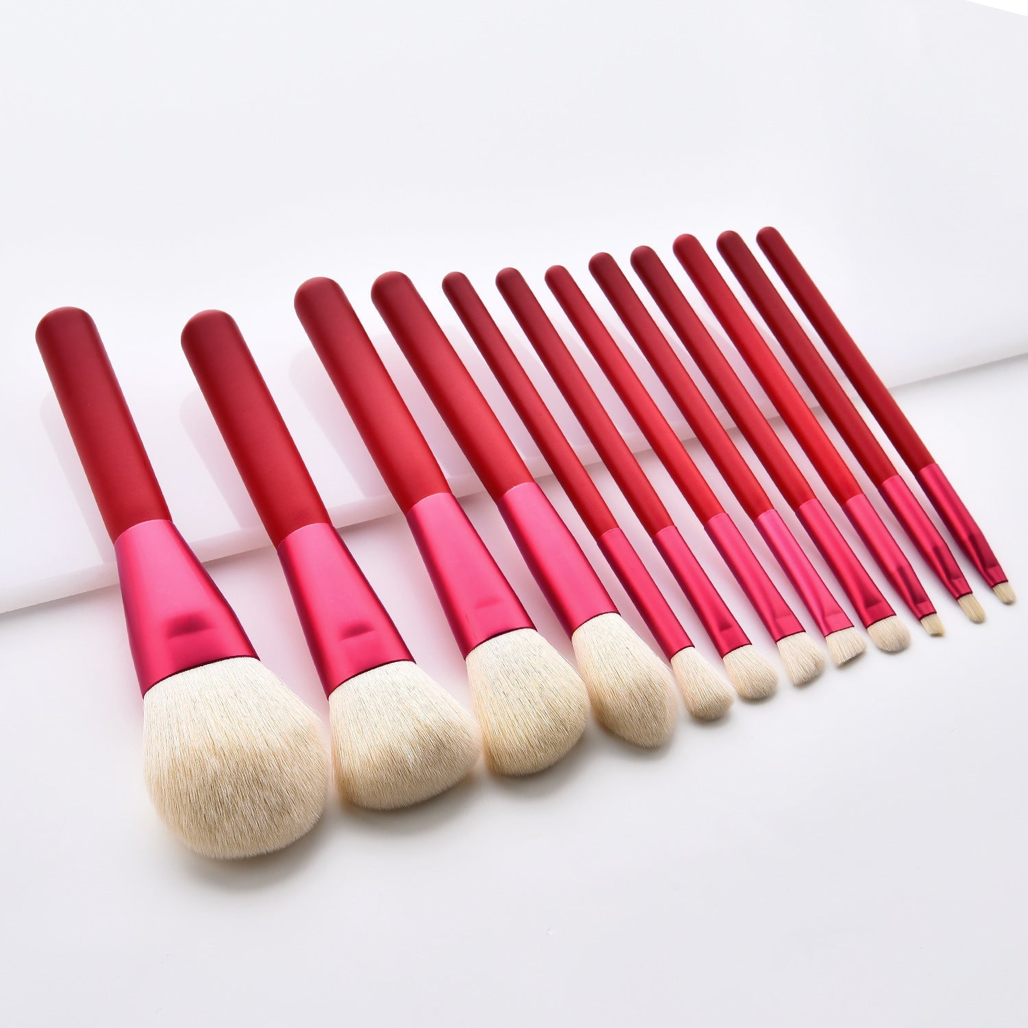 JMT-356362 Red Makeup Brush Set with Wooden Handle - 12pcs Professional Quality Tools for Easy Application
