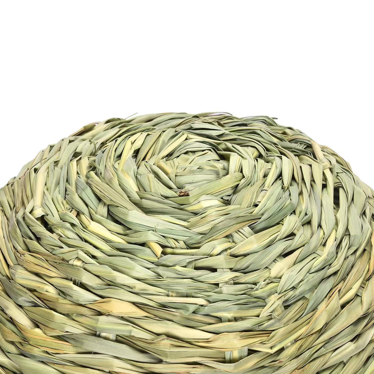 JMT-363146 Handmade Thatched Hut for Small Animals - Perfect for Rabbits, Hamsters, Hedgehogs, and Guinea Pigs