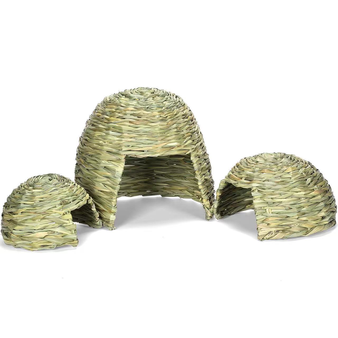 JMT-363146 Handmade Thatched Hut for Small Animals - Perfect for Rabbits, Hamsters, Hedgehogs, and Guinea Pigs