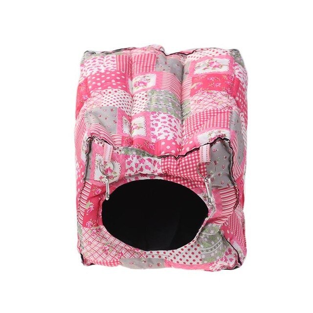 JMT-380106 Cozy Winter Nest for Small Pets with 3 Rings and Hooks - Ideal for Chinchillas, Squirrels, and Guinea Pigs (25x25x22cm)
