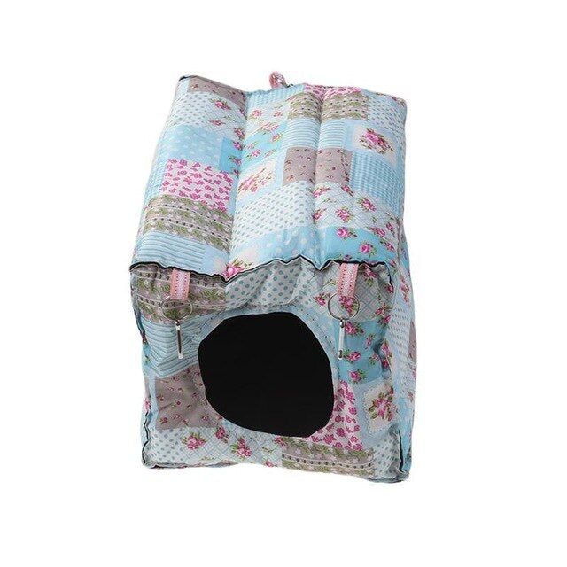 JMT-380106 Cozy Winter Nest for Small Pets with 3 Rings and Hooks - Ideal for Chinchillas, Squirrels, and Guinea Pigs (25x25x22cm)