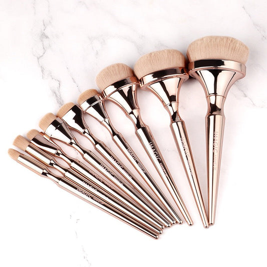 JMT-387978 9-Piece Gold Brush Set for Makeup Artists - Suitable for All Skin Types, Long Handle, Nylon/Plastic