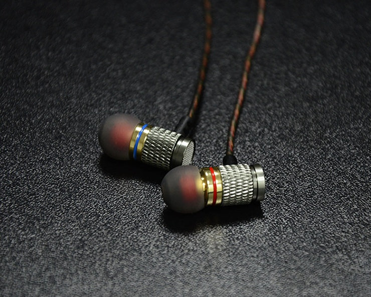 JMT-403018 Metal In-Ear Headphones with Subwoofer and Noise Cancellation for Mobile Music and MP3 Players