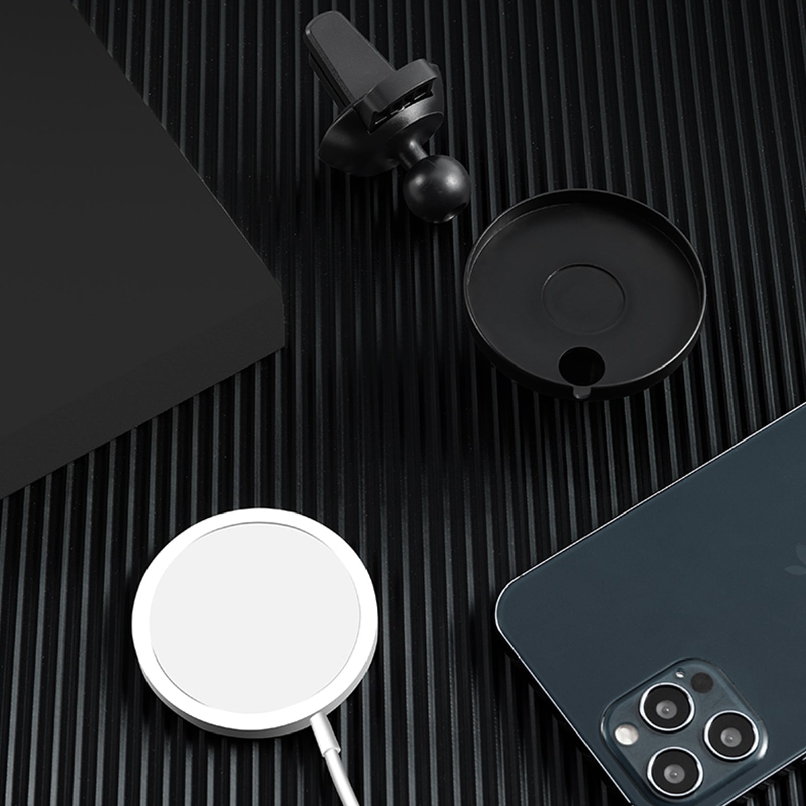 JMT-405514 15W Fast Wireless Car Charger with Magnetic Holder, Type-C Interface, CE FCC ROHS Certified