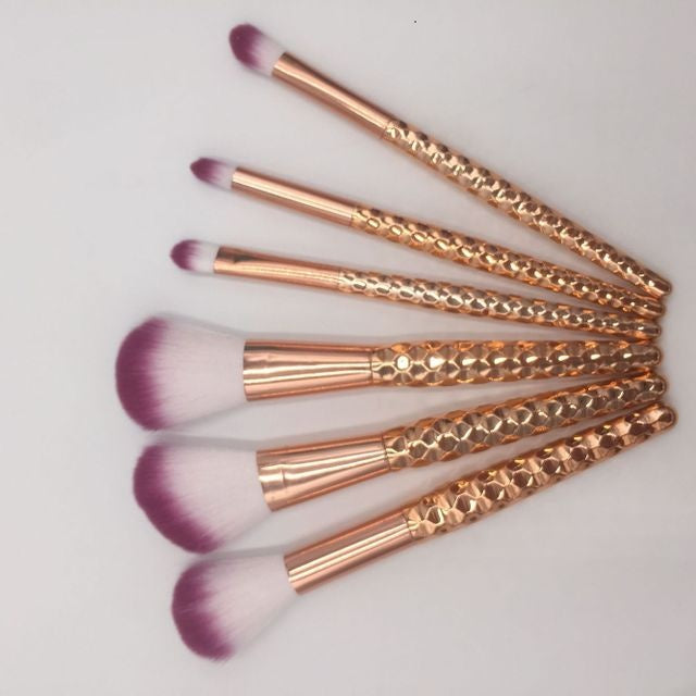 JMT-419594 6-Piece Fish Scale Honeycomb Makeup Brush Set with Nylon Bristles and Portable Plastic Handles