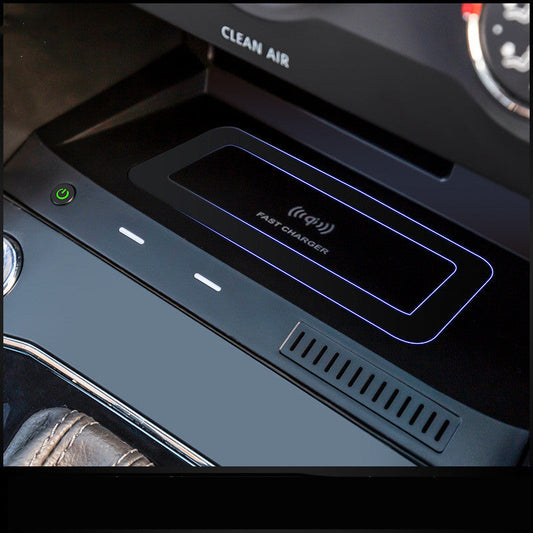 JMT-421962 Car Wireless Charger Fast Charge for Tiguan L - Model HFC-1030