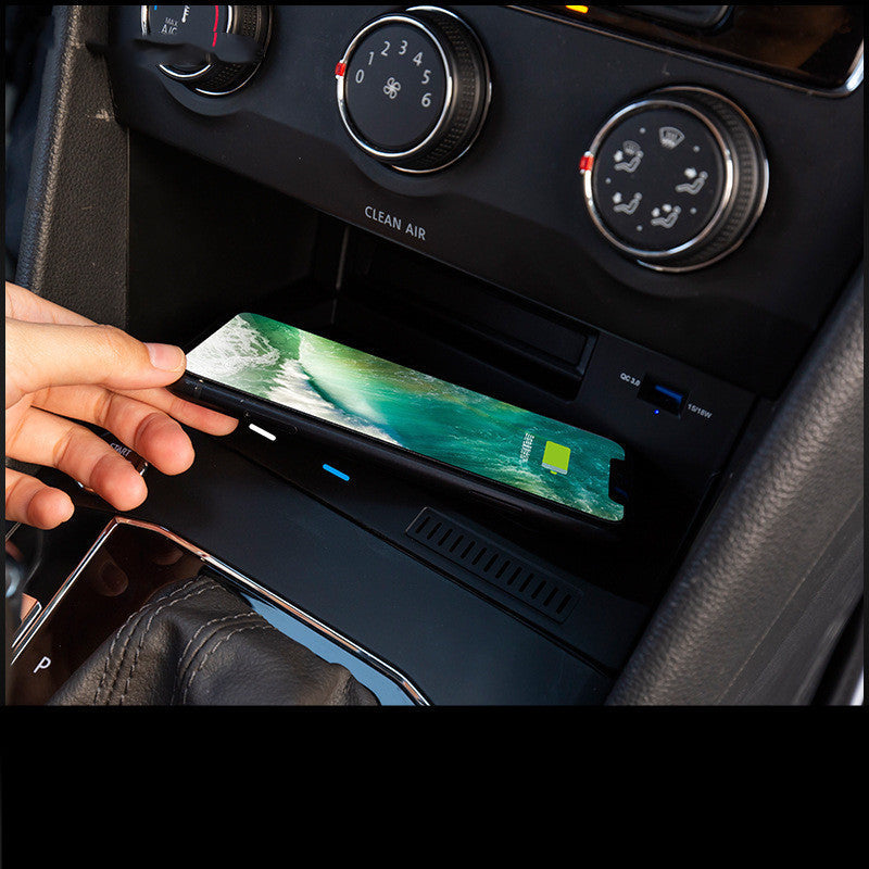 JMT-421962 Car Wireless Charger Fast Charge for Tiguan L - Model HFC-1030