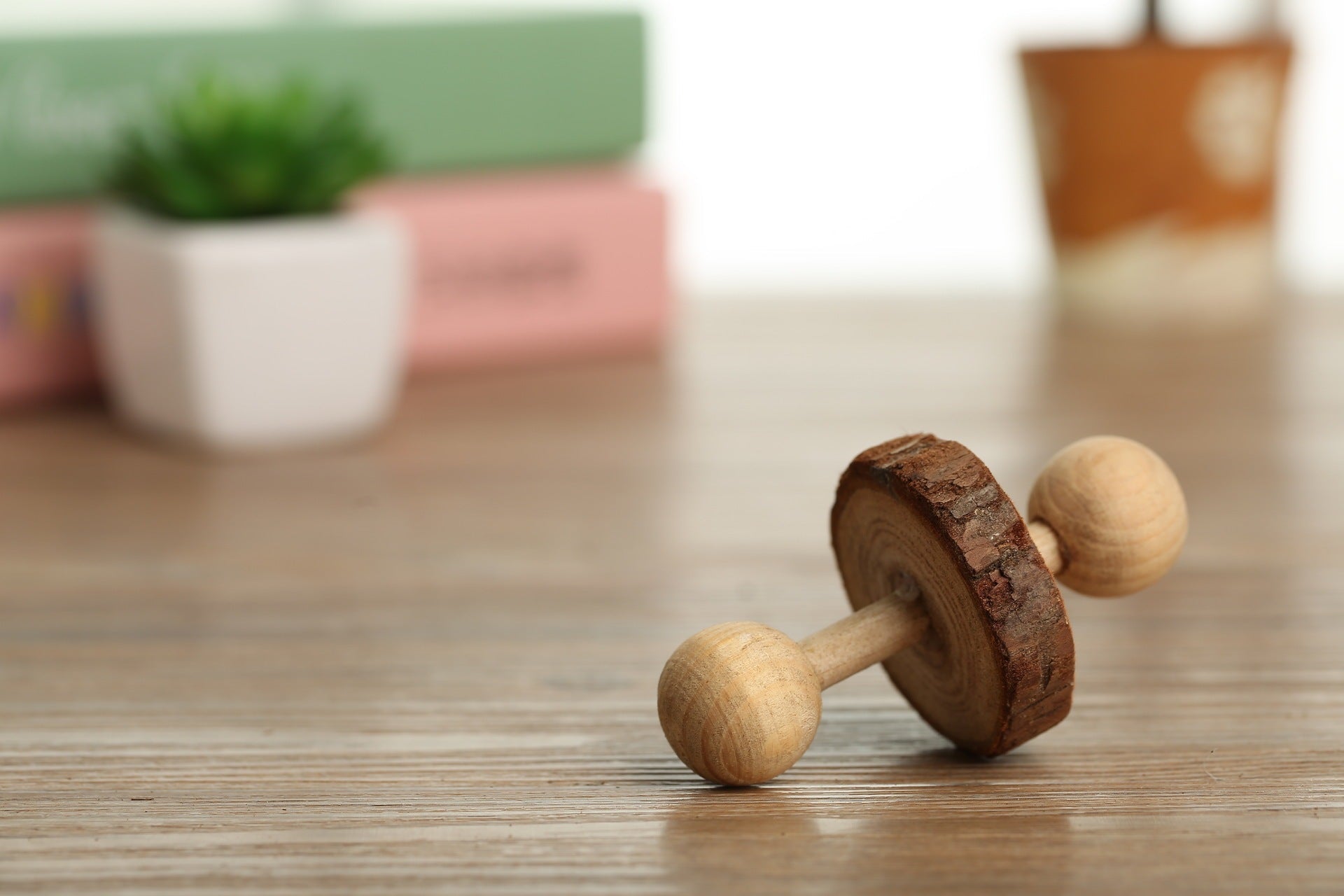 JMT-457994 Natural Wooden Toy for Small Pets - Ideal for Hamsters, Birds, Cats, Dogs, and Rabbits