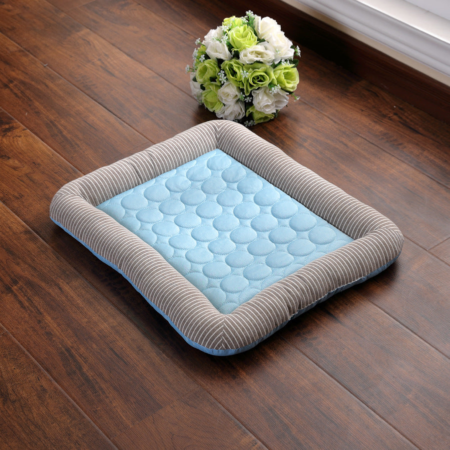 JMT-470666 Cooling Pet Mat for Dogs and Cats - Soft Ice Silk Blanket in Blue for Comfortable Summer Sleep, Available in Multiple Sizes