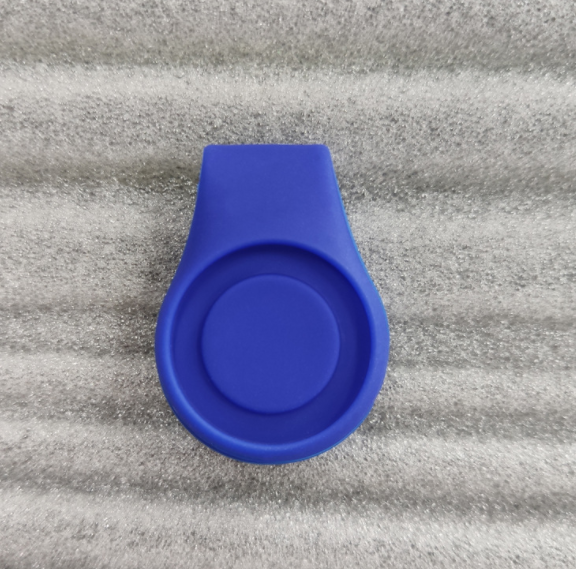 JMT-472202 Silicone Hat Clip with Ball Marker Holder for Golf Accessories