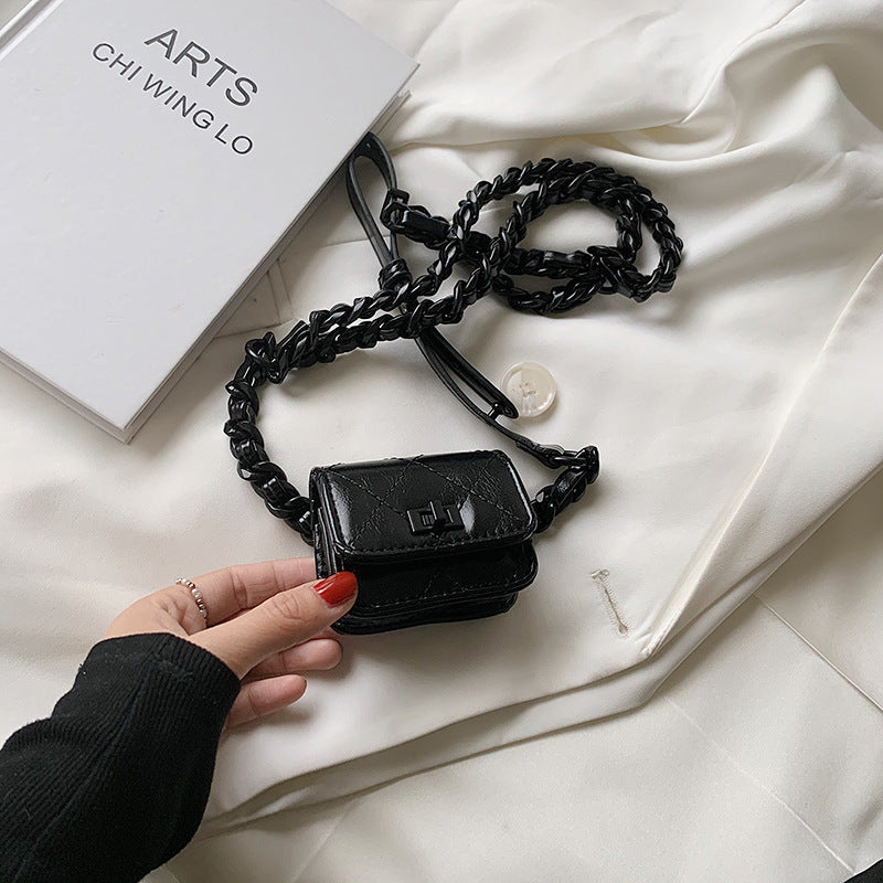 JMT-480586 Stylish PU Headphone Bag with Chain - Available in Multiple Colors