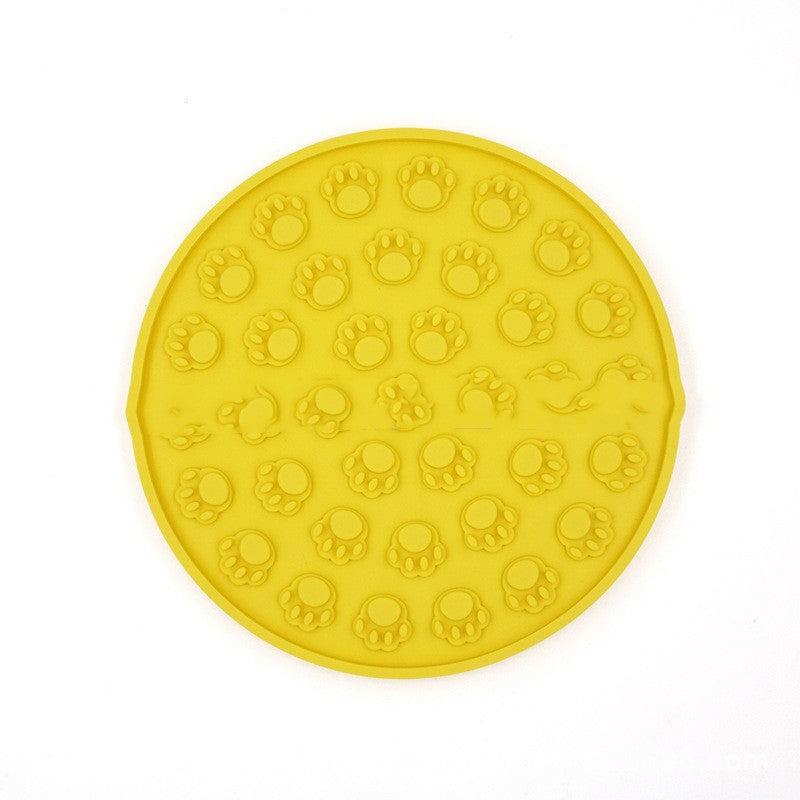 JMT-490634 Silicone Pet Licking Mat for Shower – 15cm Round Footprint, 1cm Thick