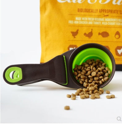 JMT-491786 3-in-1 Multi-Function Dog Food Spoon - Green and Black, Perfect for Scooping, Serving, and Sealing