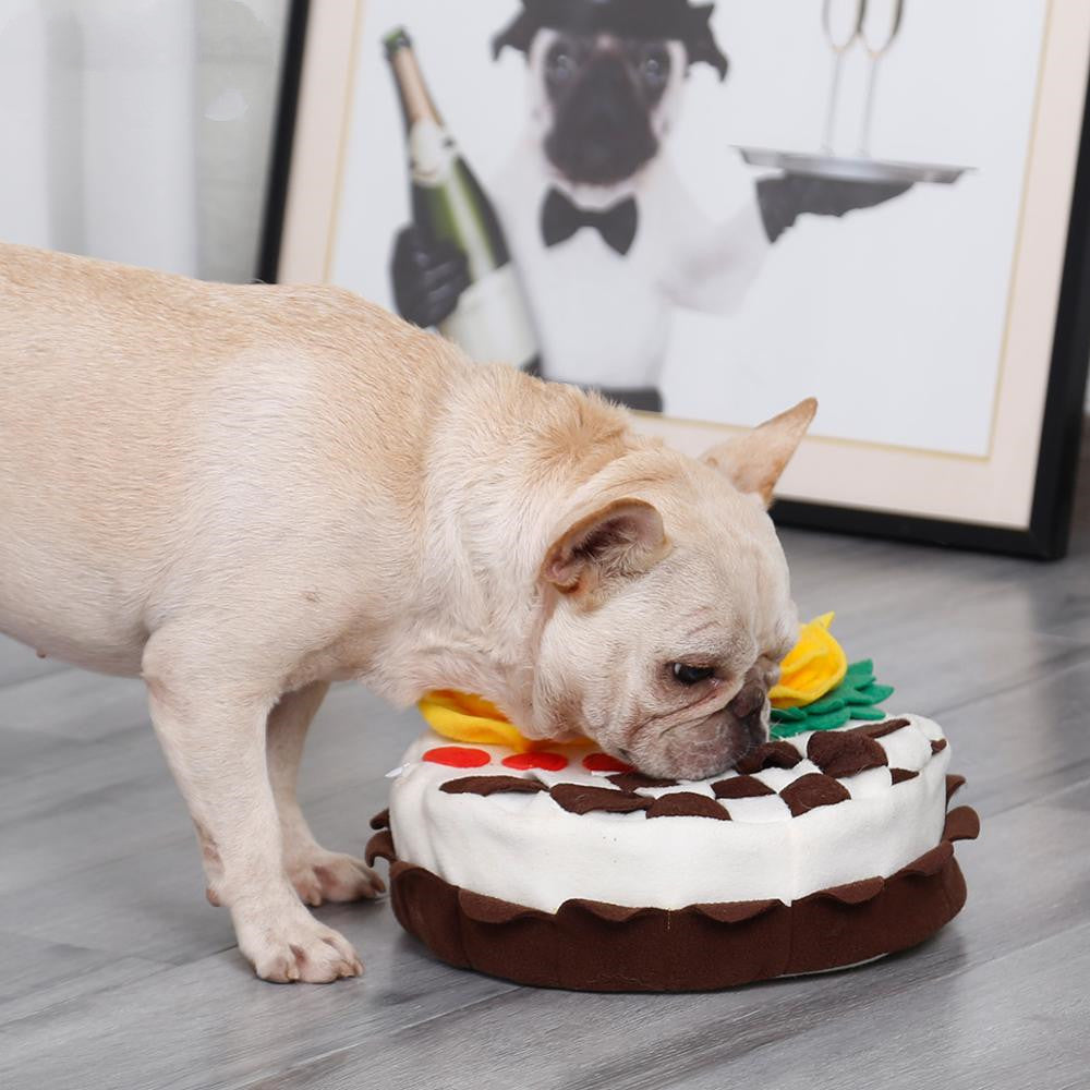 JMT-496202 Interactive Dog Birthday Cake Sniffing Pad with Suction Cup Base, Soft Polar Fleece and Washable Design