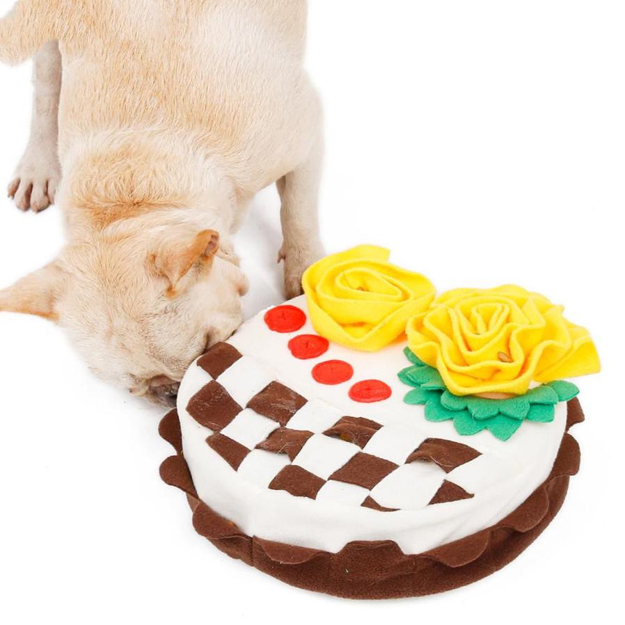 JMT-496202 Interactive Dog Birthday Cake Sniffing Pad with Suction Cup Base, Soft Polar Fleece and Washable Design