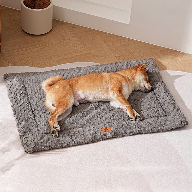 JMT-499978 Soft Wool Dog Cushion with Fish Scale Pattern - Cozy Sleeping Pad for Cats and Dogs in Autumn and Winter