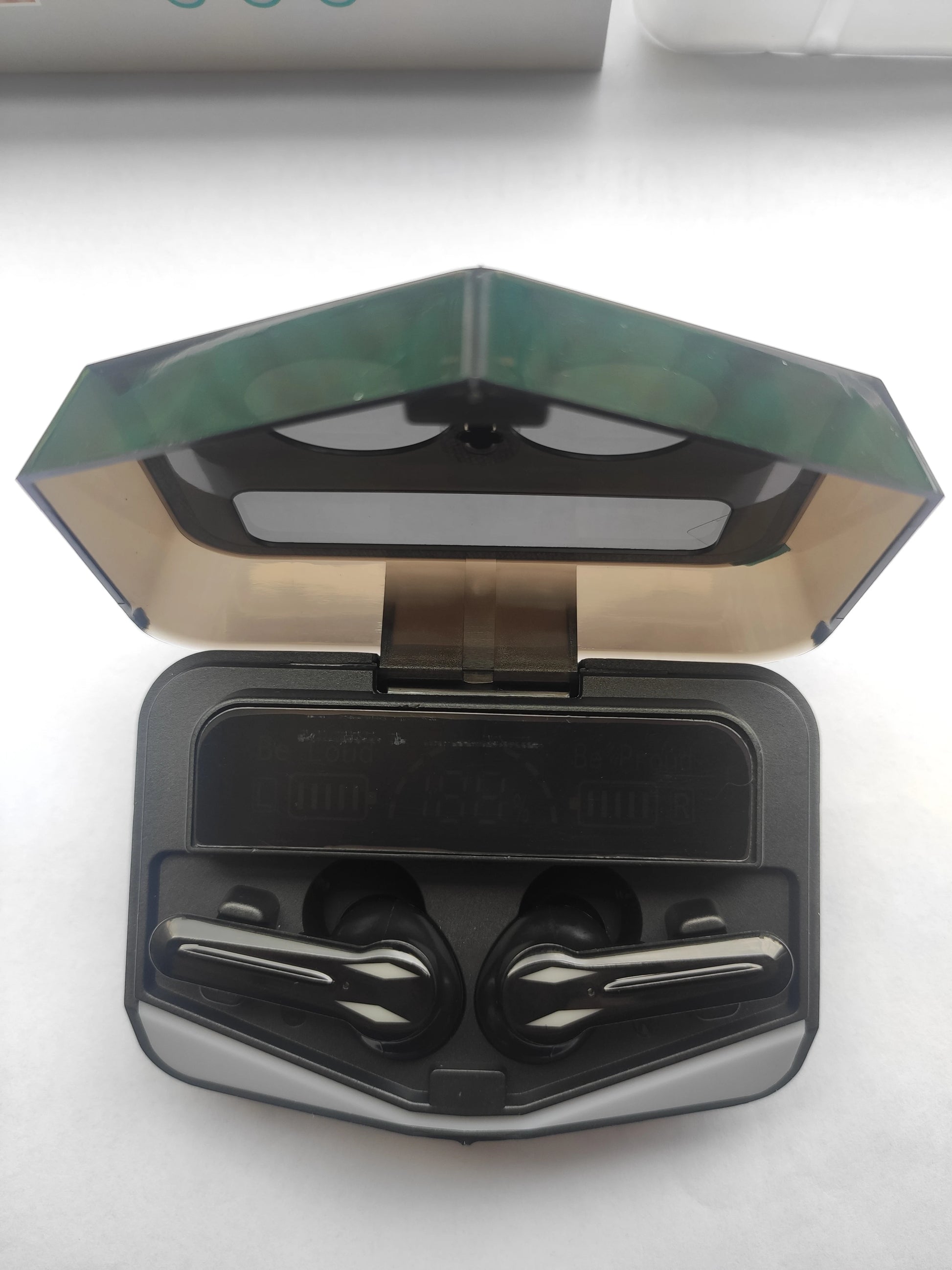 JMT-501002 Wireless Gaming Earbuds with LED Display and Bluetooth 5.1 Technology