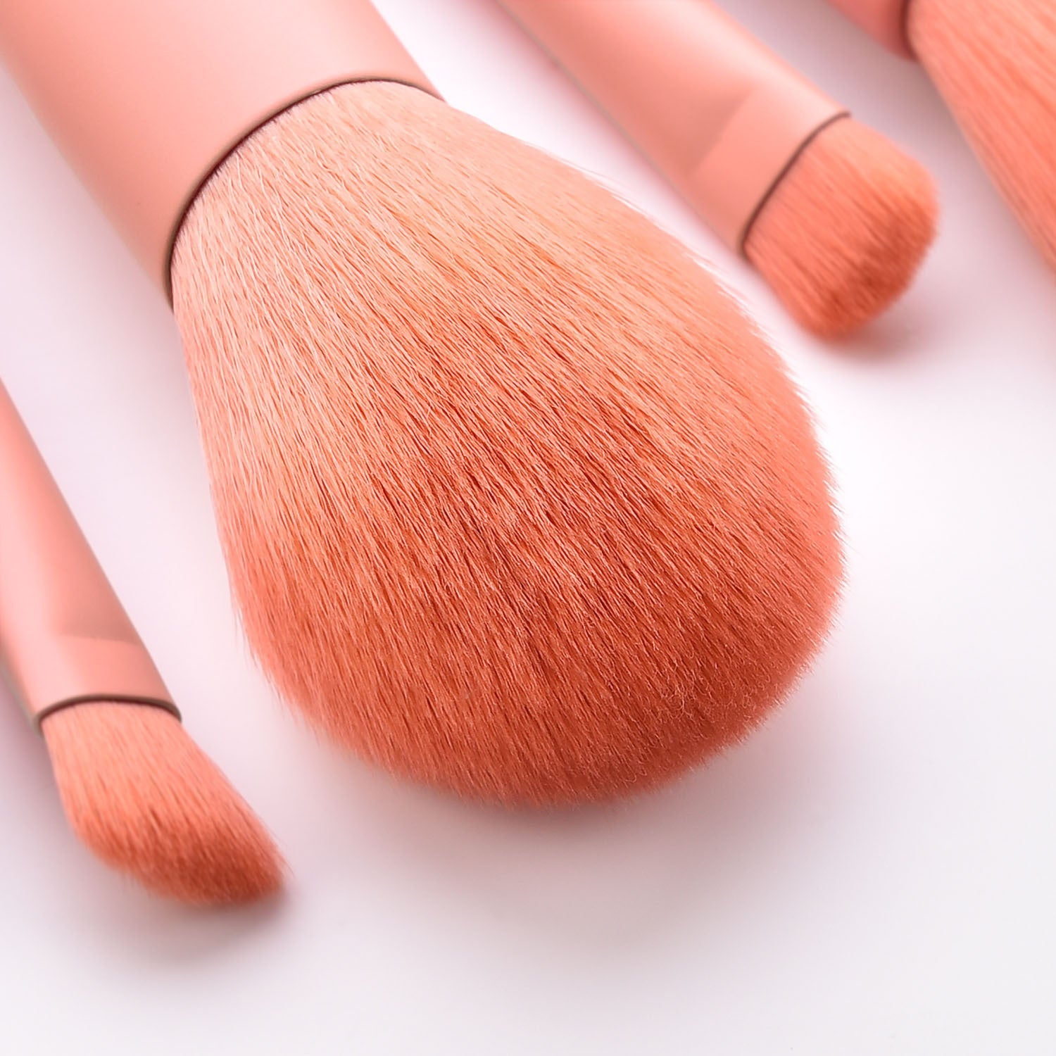 JMT-507850 10-Piece Portable Makeup Brush Set with Nylon Bristles and Wooden Handles