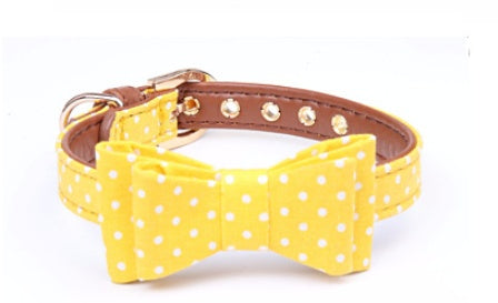 JMT-528330 Polka Dot Triangle Scarf and Leash Set for Pets - Adjustable PU Dog Accessories in Black, White, Red, Yellow
