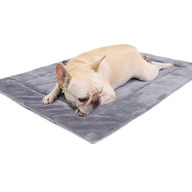 JMT-552010 Self Heating Pet Sleeping Pad - Insulated Fleece Blanket for Dogs & Cats - Waterproof & Non-Slip Home Mat