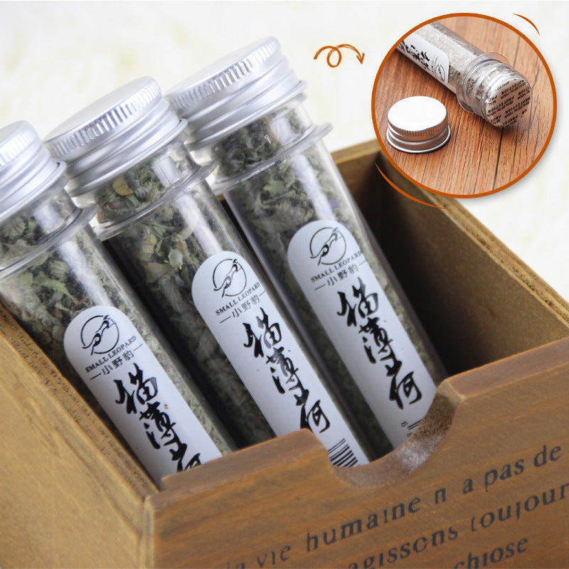 JMT-552842 Catnip Leaves for Cats – Natural Mint Flavor, 45ml, Rich in Vitamins and Minerals, Ideal for Food, Toys, and Stress Relief