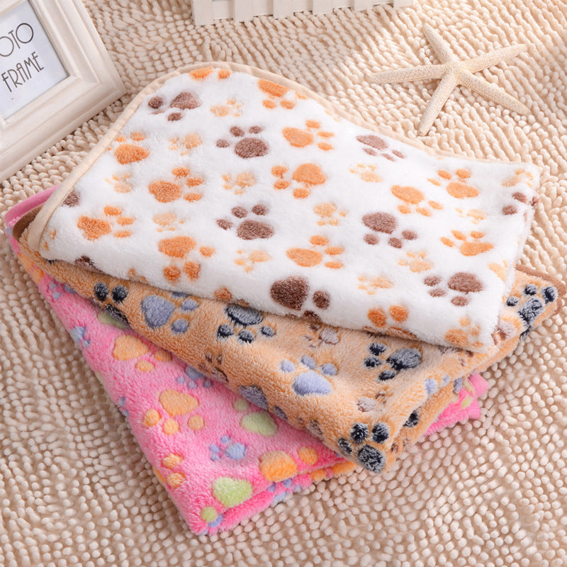 JMT-566666 Cozy Coral Fleece Dog Blanket - Soft and Warm for Autumn & Winter