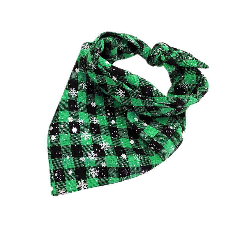 JMT-571274 Christmas Themed Triangle Dog Towel - Red & Green Snowflake Design, Cloth Material, S and L Sizes Available