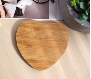 JMT-577418 Natural Heart Shape Bamboo Wireless Charging Pad - Eco-Friendly Design, 5W Fast Charging, Includes USB Cable