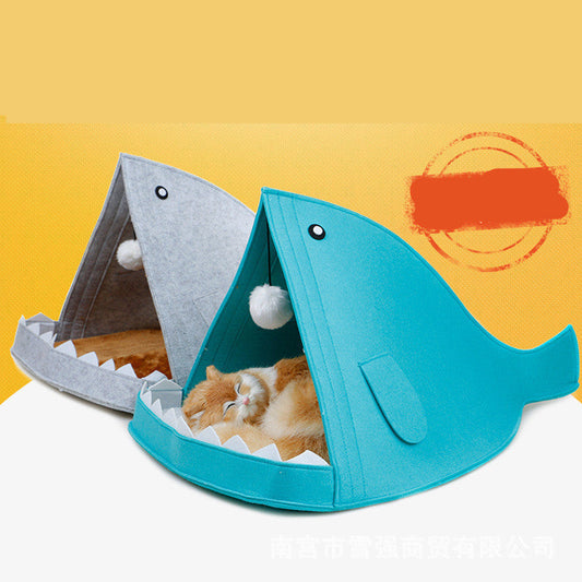 JMT-579018 Felt Shark-Shaped Cat Litter Nest in Blue and Gray for Pets Up to 8 Pounds