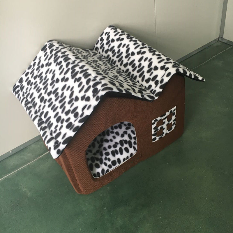 JMT-581322 Winter Pet Kennel Double Roof Dog House - Cozy Cloth Design, Spacious Dimensions 55x40x42 cm