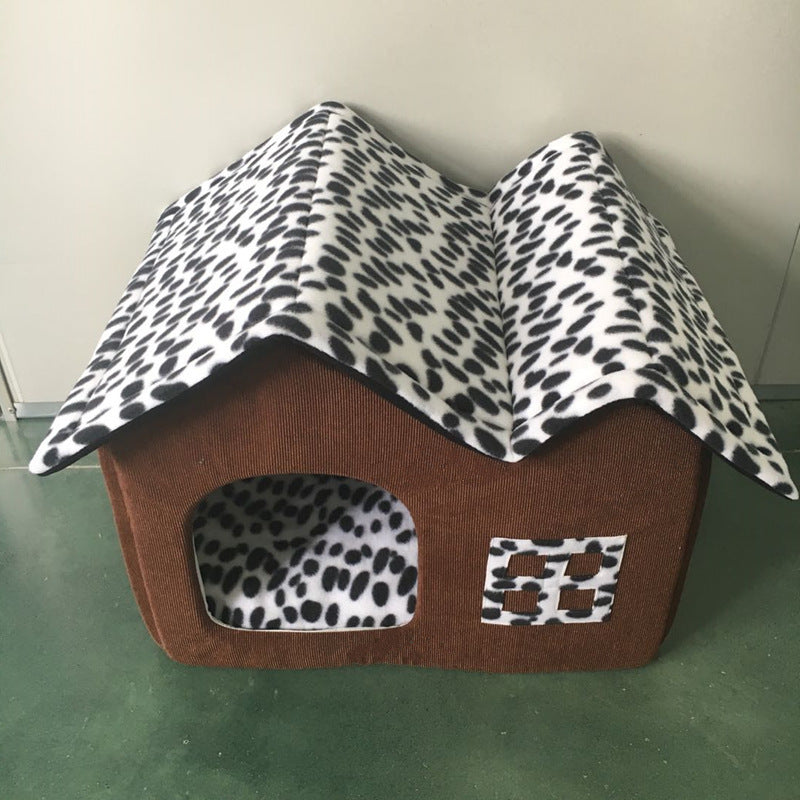 JMT-581322 Winter Pet Kennel Double Roof Dog House - Cozy Cloth Design, Spacious Dimensions 55x40x42 cm