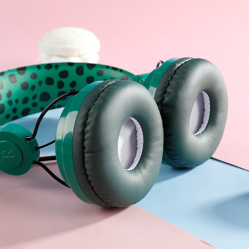 JMT-587594 Children's Wired Headset with Cartoon Design and Integrated Microphone