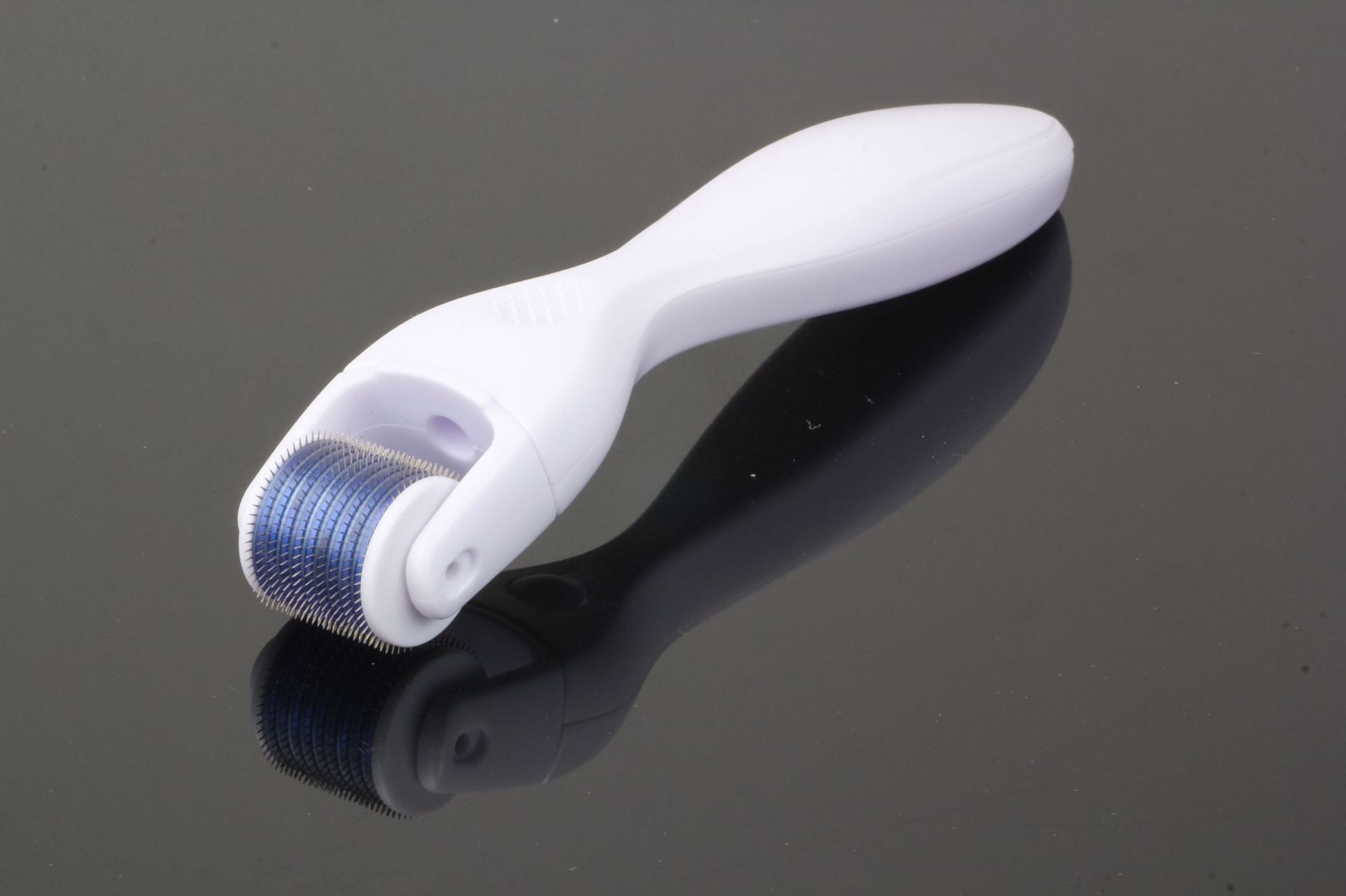 JMT-592202 4-in-1 Stainless Steel Micro Needle Roller Beauty Tool for Smooth Skin