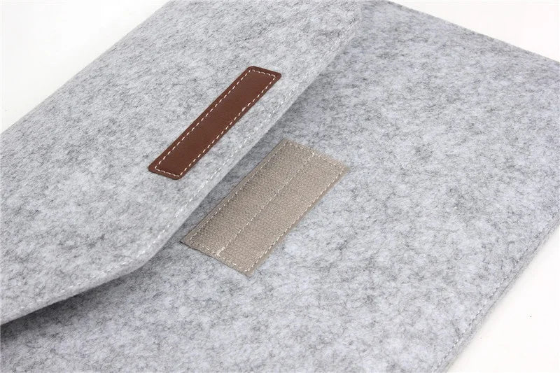 JMT-597642 Felt Sleeve Laptop Bags for 11 to 15 Inch Models - Stylish and Protective Case for MacBook and Tablets