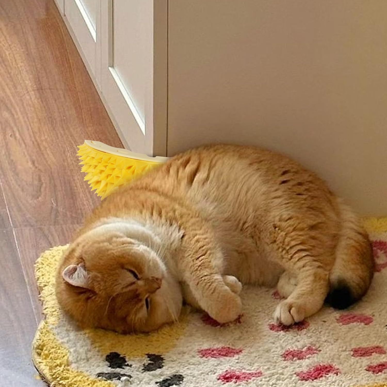 JMT-601354 Durian-Shaped Cat Corner Scratcher and Self-Groomer with Cat Mint for Indoor Cats