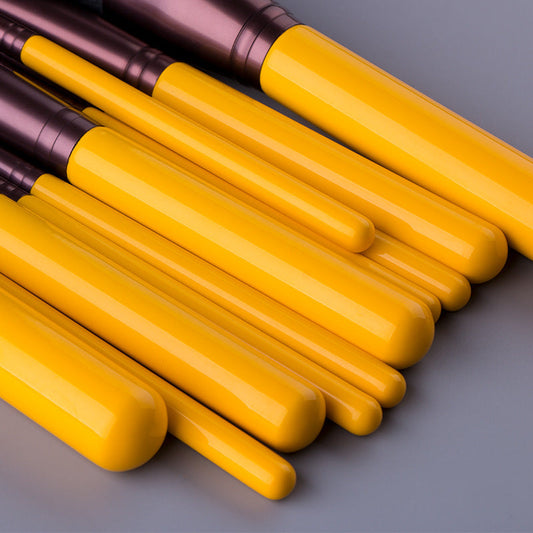 JMT-616202 11-Piece Yellow Duck Makeup Brush Set with Wooden Handles and Soft Bristles