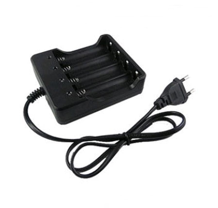 JMT-619722 4-Slot 18650 Lithium Battery Charger for 3.7V/4.2V with Strong Light Function