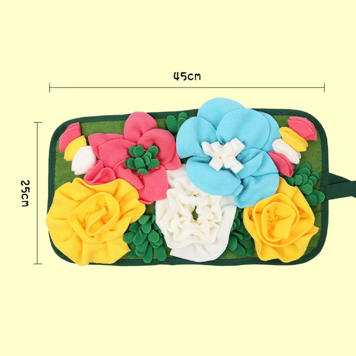 JMT-621514 Foraging Mat for Rabbits and Guinea Pigs - Totoro Garden Style with Aromatic Features