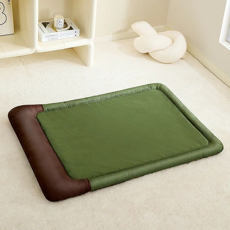 JMT-631050 Universal Dog Mat - Waterproof Pet Cushion for Small and Medium Dogs and Cats, 3 Sizes Available, Convenient Pet Sleeping Pad
