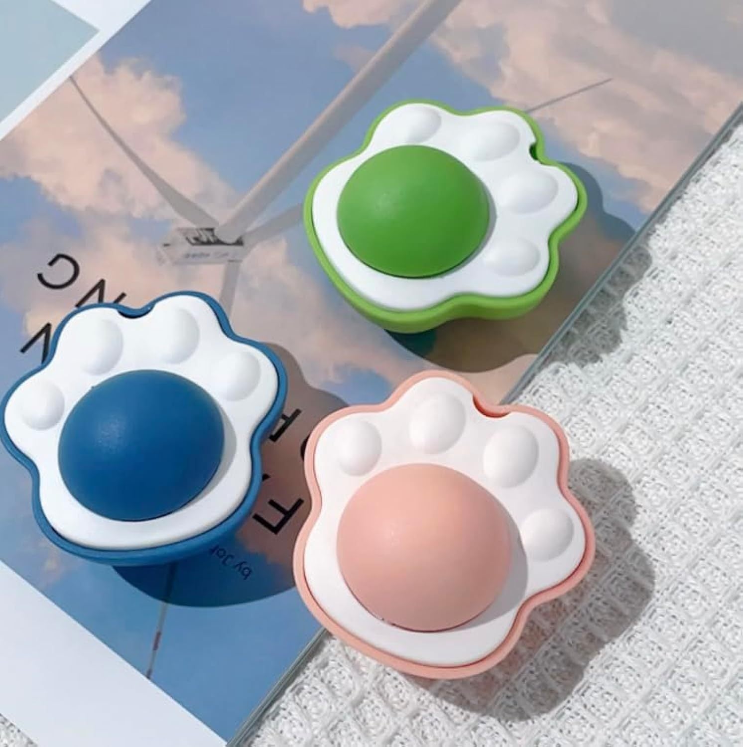 JMT-635018 Catnip Balls for Cats - Edible Dental Chew Toys for Healthy Teeth and Interactive Play