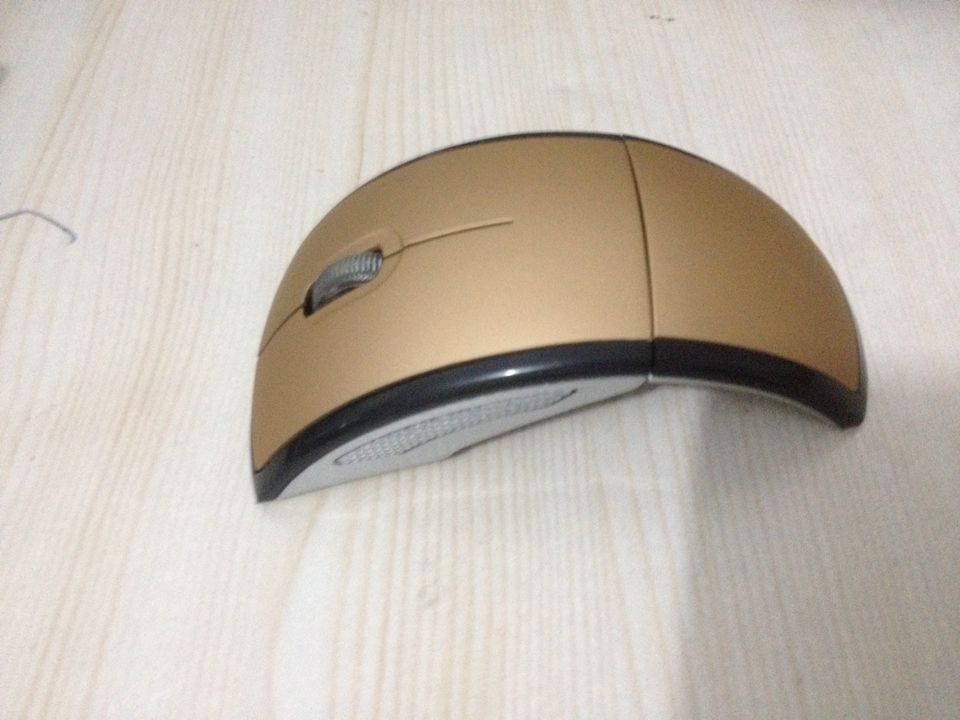 JMT-639114 Folding Wireless Optical Mouse with 1600 DPI and 10m Range in Multiple Colors
