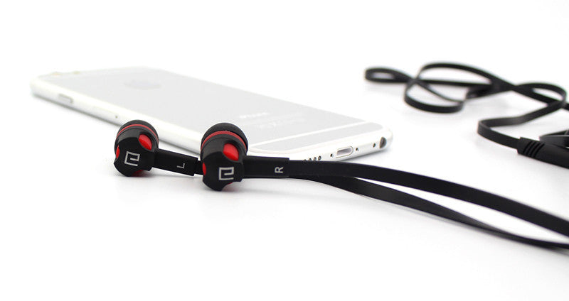 JMT-640778 Wired In-Ear Headset with Microphone for Hands-Free Calling and Dynamic Sound Quality