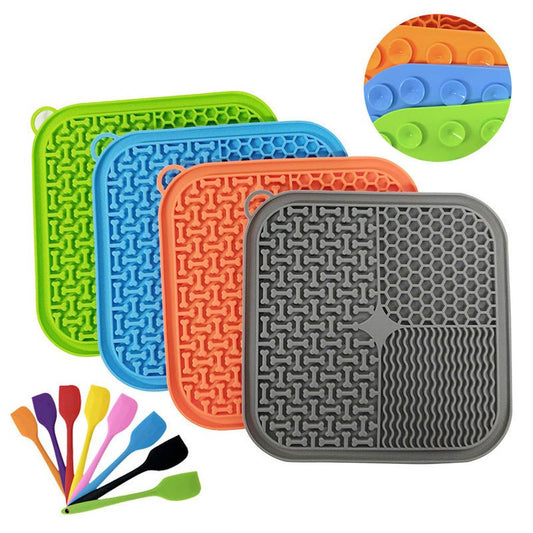 JMT-640970 Silicone Slow Feeder Mat with Non-Slip Scrapers for Dogs in Multiple Colors