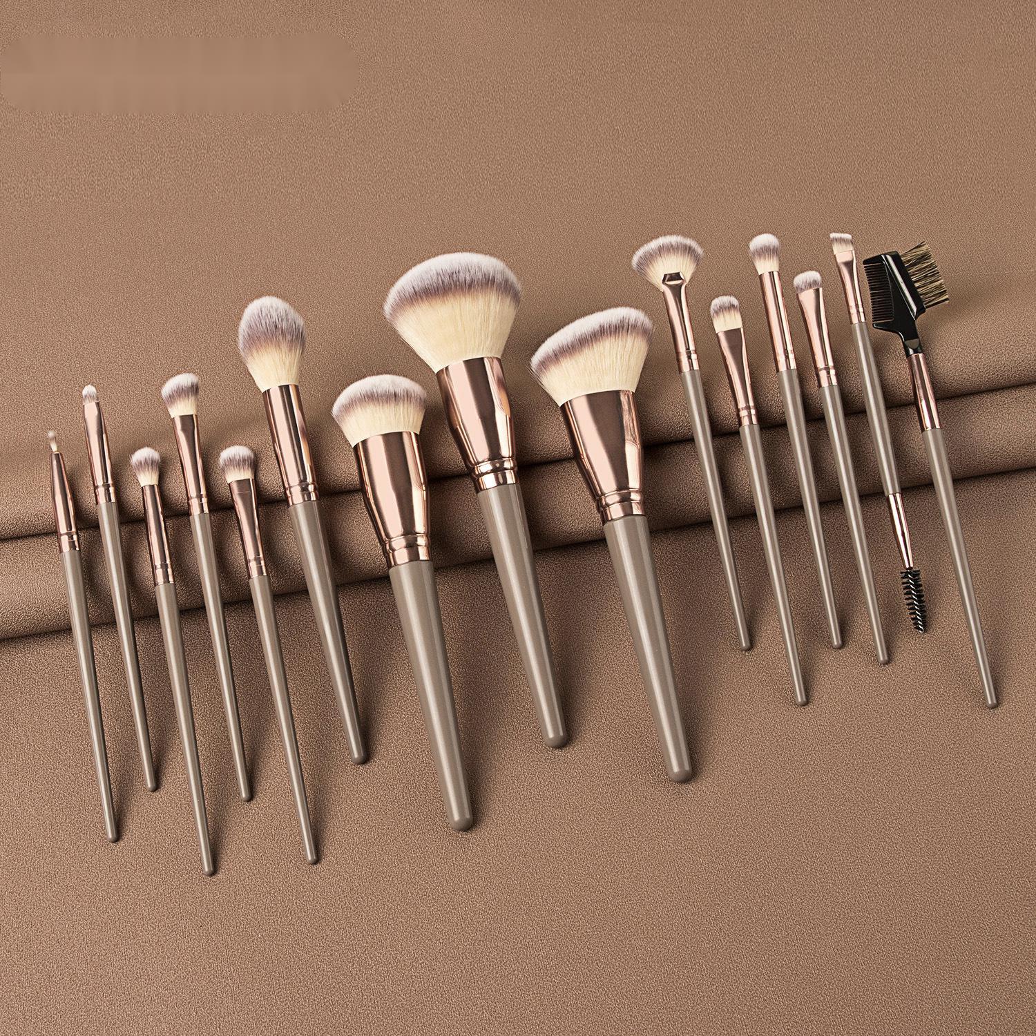 JMT-651274 15-Piece Makeup Brush Set with Eye Shadow Brushes in Brown and Black Handles