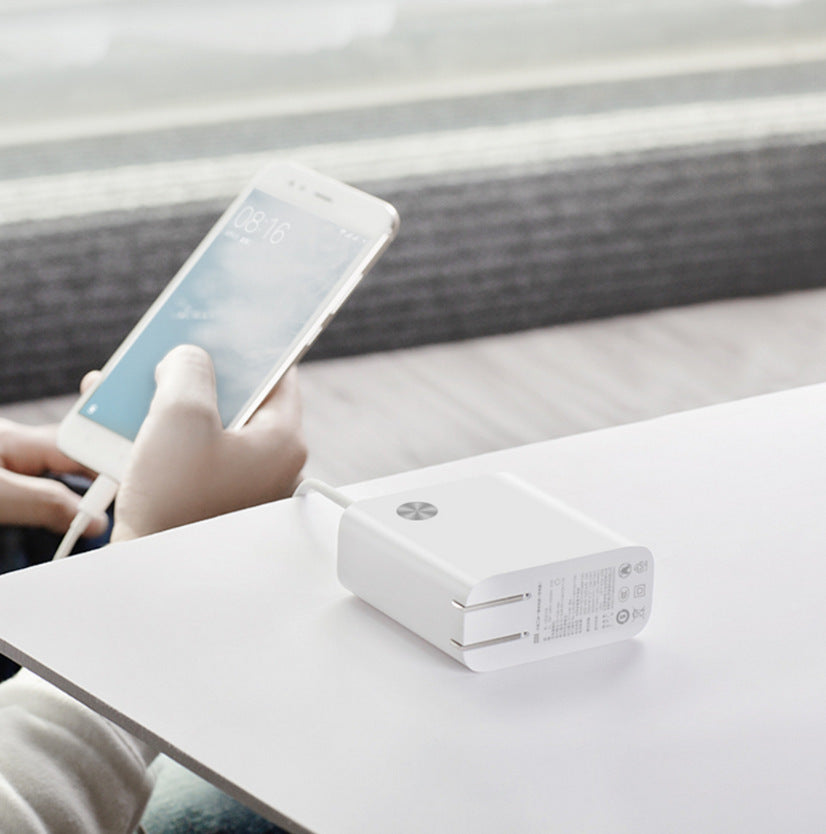 JMT-671946 5000mAh Dual-Function Power Bank with Multi-U Port Output, White