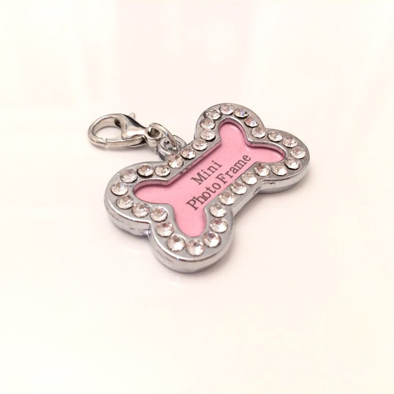 JMT-677834 Metal Dog Pendant with Diamond Bone Pattern for All Seasons Jewelry