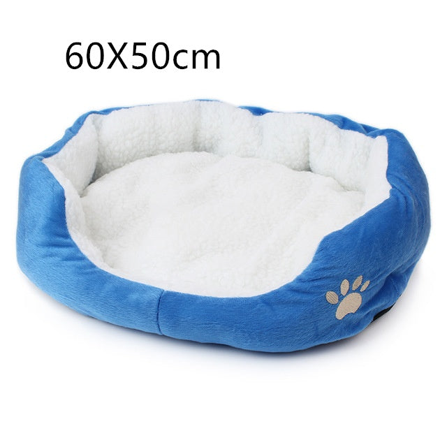 JMT-693130 Small Pet Bed in Soft Fleece Material for Puppies and Kittens - 50x40 cm