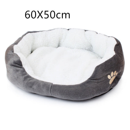 JMT-693130 Small Pet Bed in Soft Fleece Material for Puppies and Kittens - 50x40 cm